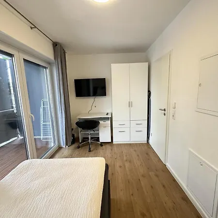 Zentrales & Kompaktes Mit Balkon Апартаменты *