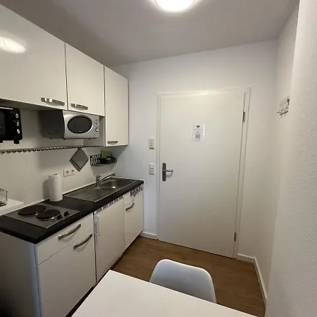 Zentrales & Kompaktes Mit Balkon דירה *